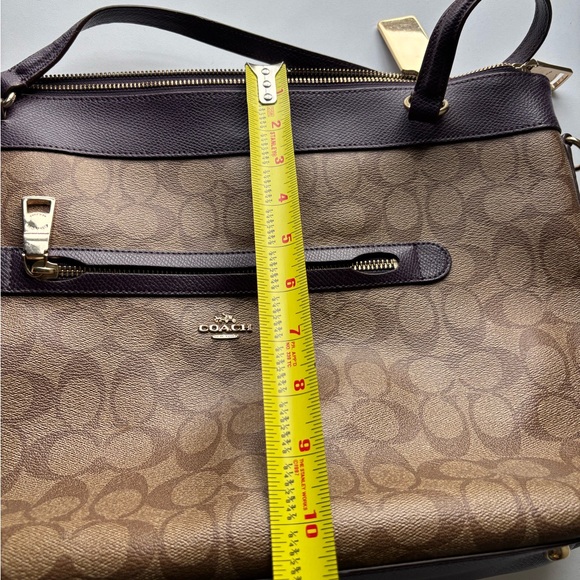 Coach Signature Brown and Purple Shoulder Bag - Picture 4 of 9